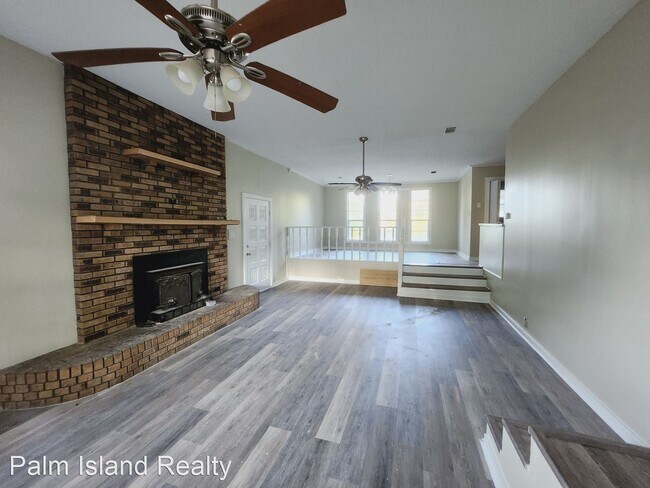 Foto del edificio - 3 br, 1 bath House - 227 Delray Dr.