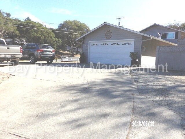 Lovely Home In Prunedale With Lots Of E House For Building Photo Lovely Home In Prunedale With Lots Of E