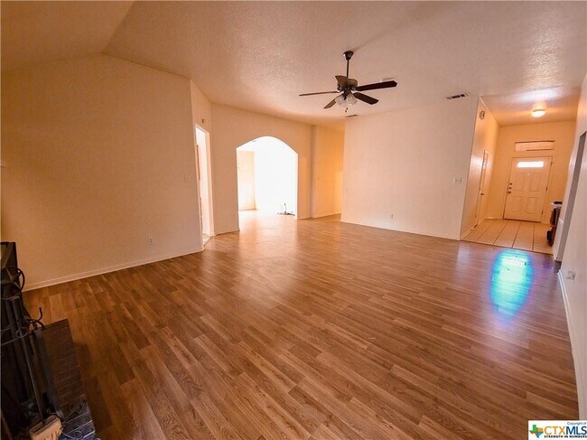 Building Photo - 5502 Hunters Ridge Trail