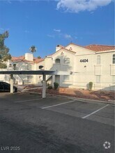 Building Photo - 4404 W Lake N Dr