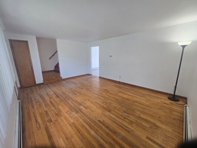 Foto del edificio - 1156 Glenwood Rd