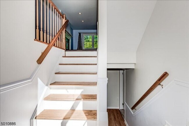 Foto del edificio - 5 Cottage Ct