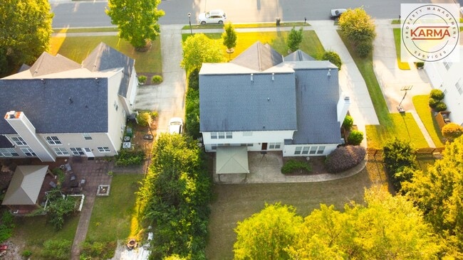 Building Photo - 11027 Knight Castle Dr
