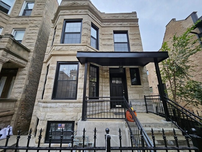 Building Photo - 3251 W Evergreen