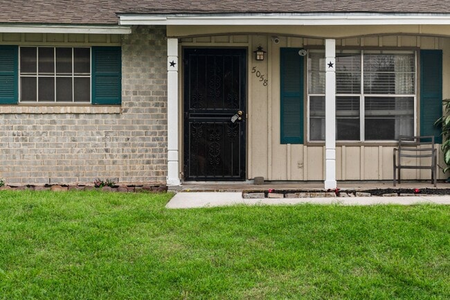 Foto del edificio - 5058 Guinevere Drive San Antonio, TX 78218