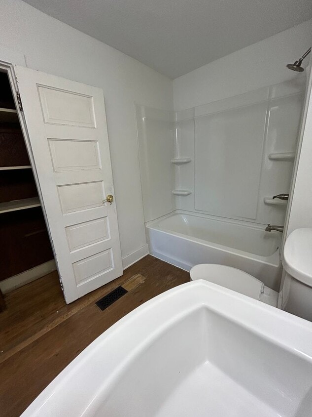 Photo - 822 Tippecanoe Street