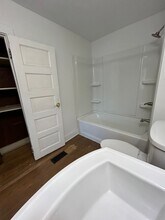 Building Photo - 822 Tippecanoe St