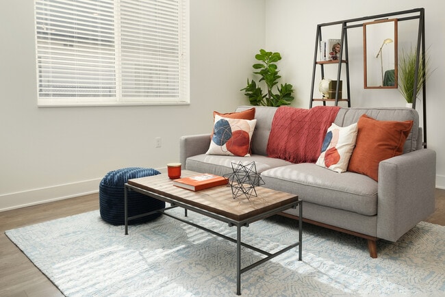 Building Photo - Capriana