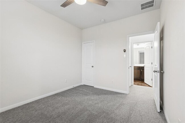 Foto del edificio - 1200 10th St