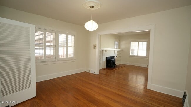 Building Photo - 3116 Wheeling Ave