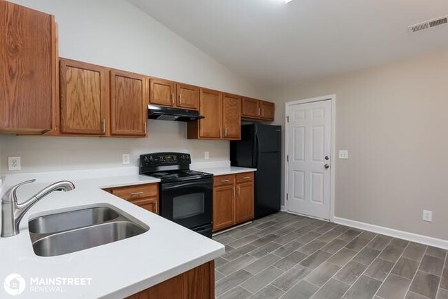 Foto del edificio - 3625 Thornaby Circle, Winston-Salem, NC 27107