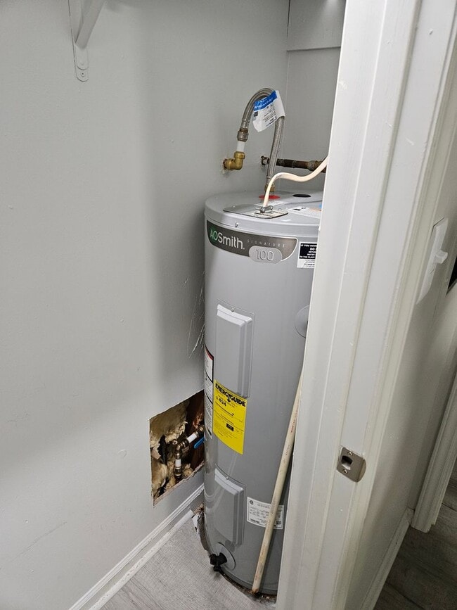 Interior Photo - Boulevard West Apartments