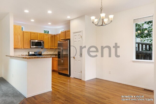 Foto del edificio - 15150 NE 8th Pl