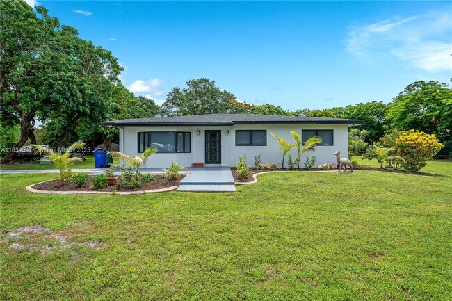 Foto del edificio - 4660 SW 128th Ave