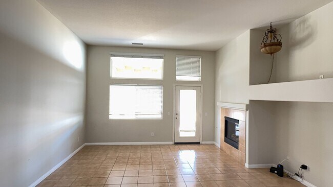 Foto del edificio - Don’t miss this opportunity to make this wonderful Menifee home your next address!