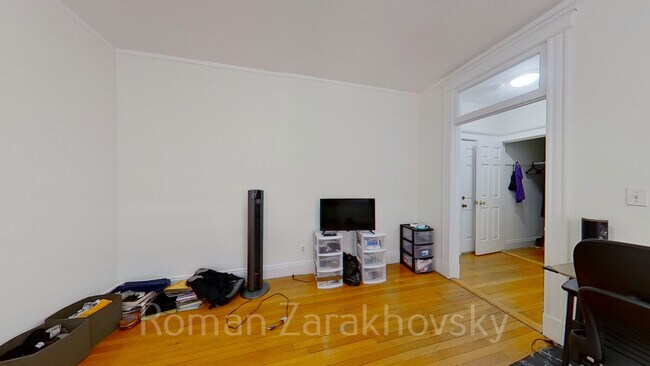 Building Photo - 10 Orkney Rd