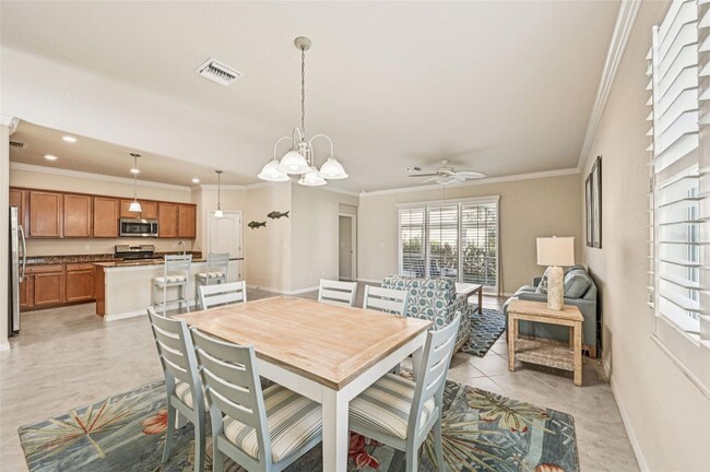 Foto del edificio - 4939 Grand Cypress Blvd