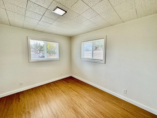 Foto del edificio - 2bdrm, 1 bath house with shed near Jeld We...