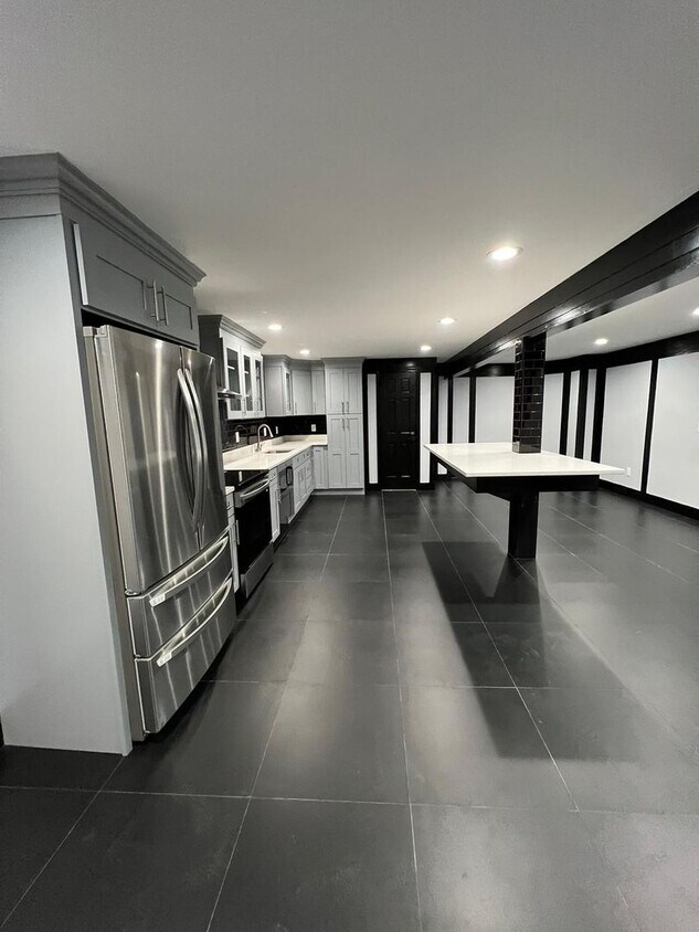 Foto principal - 142 Greenwood St