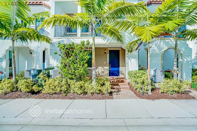 Building Photo - 11713 SW 13th Ct