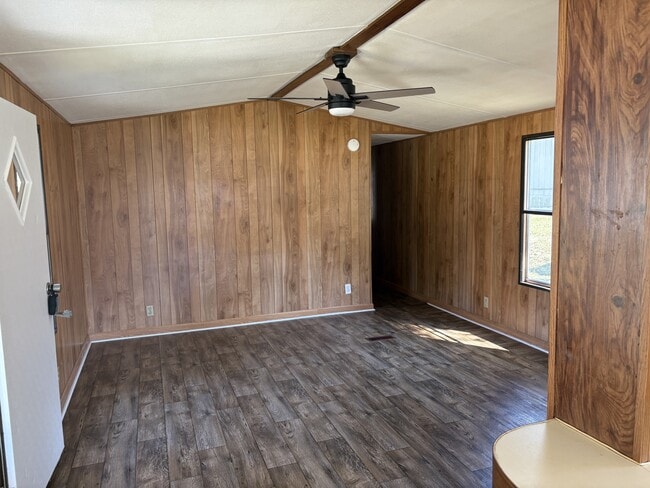 Foto del edificio - 2106 Cliffwood Rd