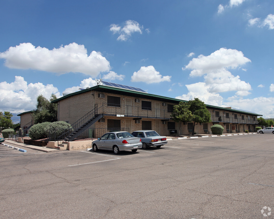 Foto principal - Kachina Court Apartments