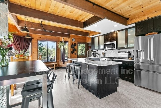 Building Photo - 7858 SW 61st St