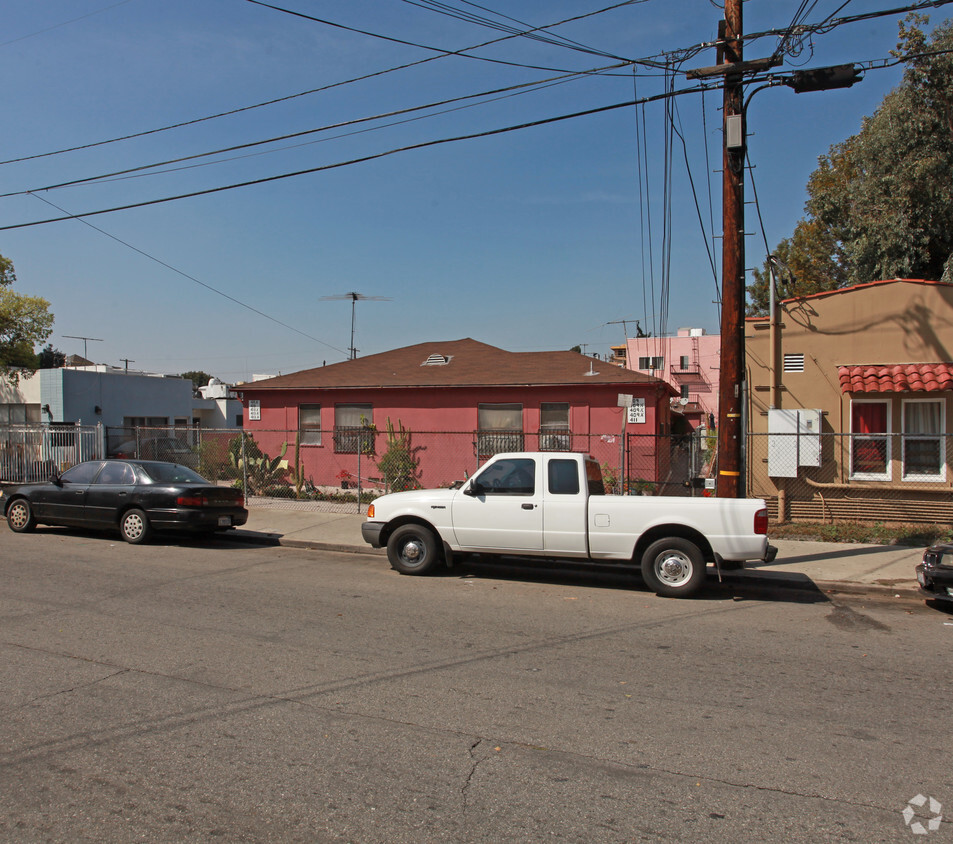 Building Photo - 409 S Union Ave