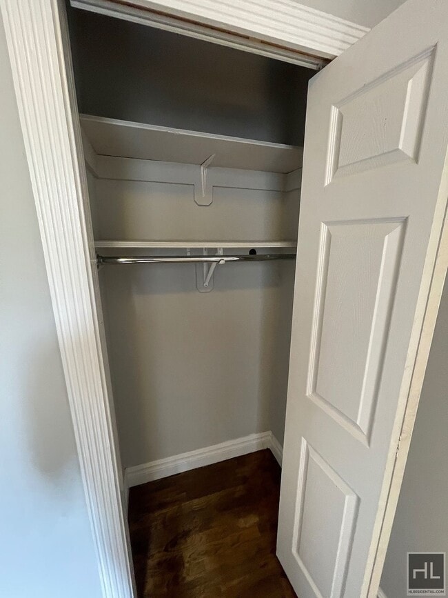 Foto del edificio - East 13th Street