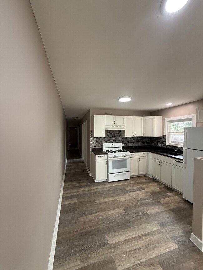 Foto del edificio - 1506 W 127th St