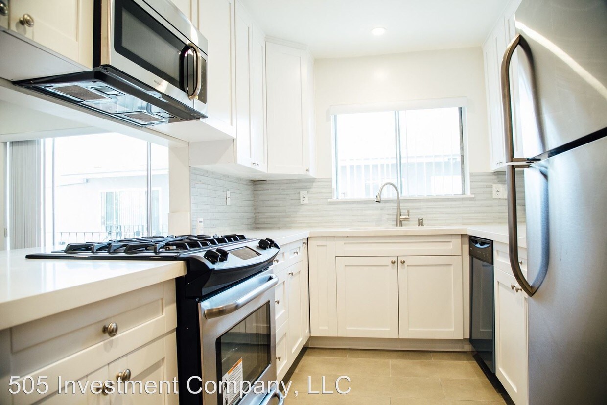Foto principal - 1343 N Martel Ave