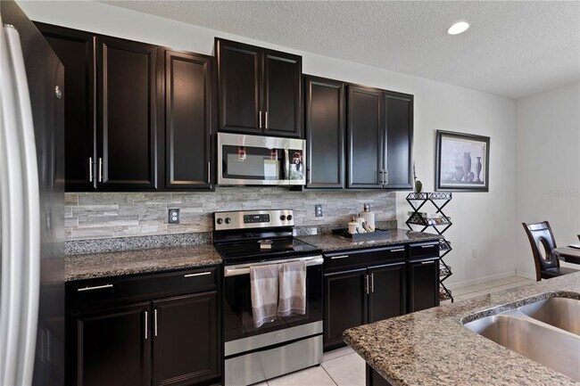 Building Photo - 240 Trinity Ridge Cir