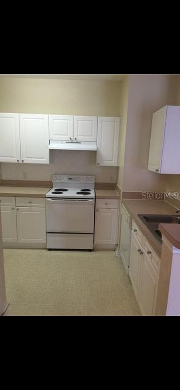 Foto del edificio - 18001 Richmond Pl Dr