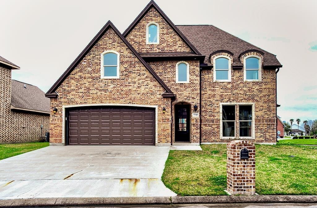 Primary Photo - 7745 Regency Dr