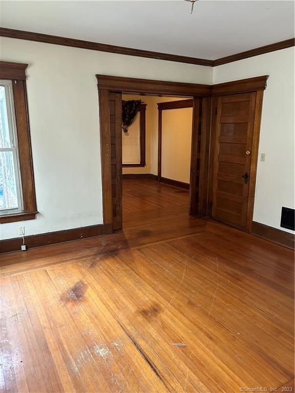 Primary Photo - 193 Maple St