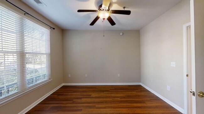 Foto del edificio - 1516 Telfair Way