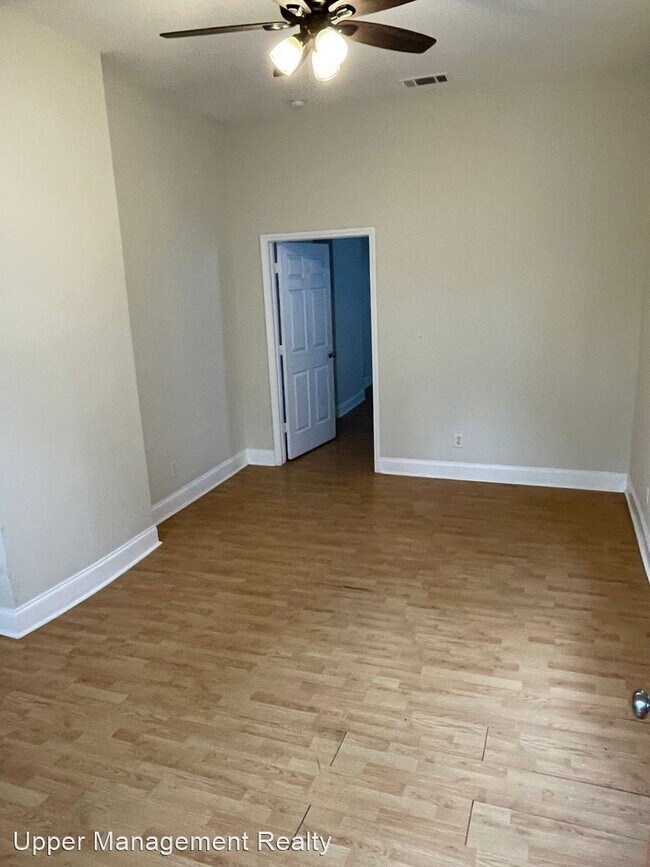 Foto del edificio - 2 br, 1 bath Apartment - 3008 - 3010 Bienv...