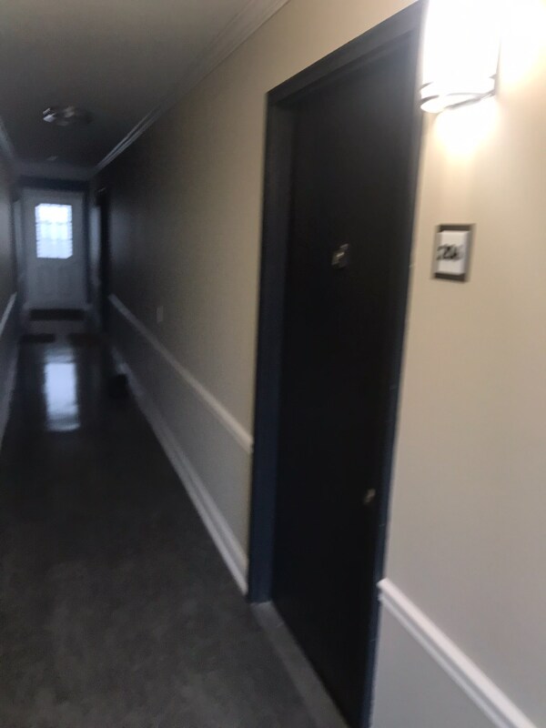 Foto del edificio - 105 N Elm St