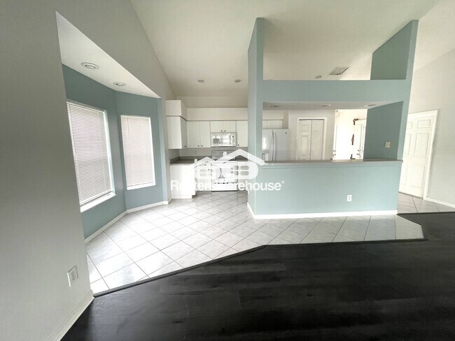 Foto del edificio - 589 Trout Ln