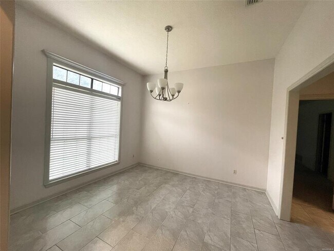 Foto del edificio - 4013 Meredith Dr