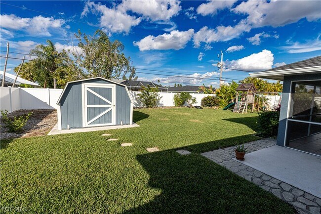 Foto del edificio - 417 SE 21st Terrace