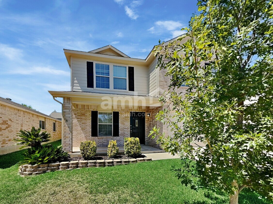 Primary Photo - 7919 Oak Pointe