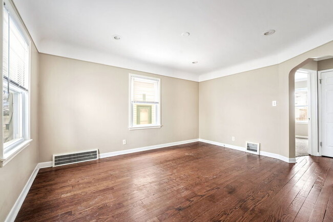 Building Photo - 13056 Pullman St