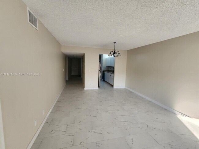 Building Photo - 1351 SW 125th Ave