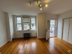 Building Photo - 31A 64th St