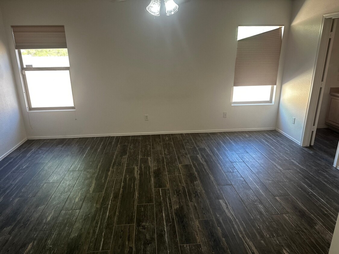 Photo - 714 East Michigan Ave (Phoenix, AZ)