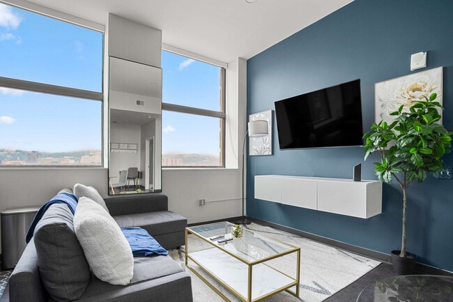 Building Photo - 800 Penn Ave