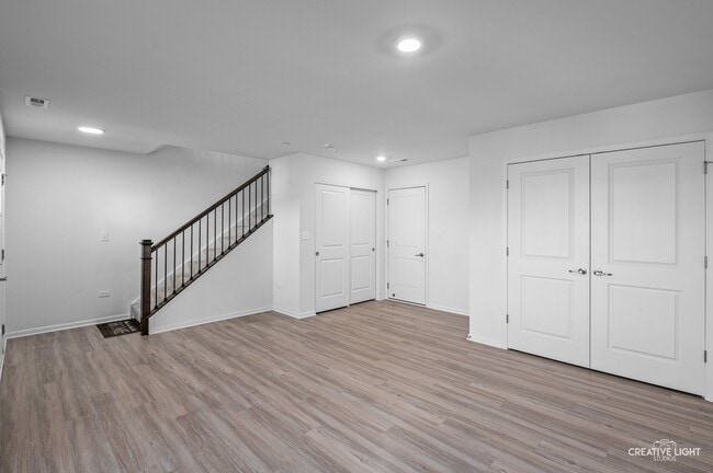 Building Photo - 2906 Reflection Dr