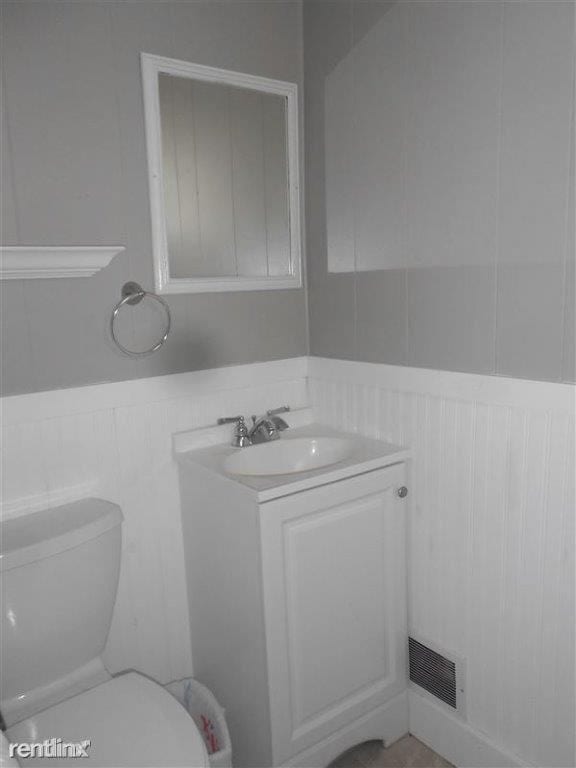Building Photo - 5 br, 2 bath House - 32 Fuller Ave SE