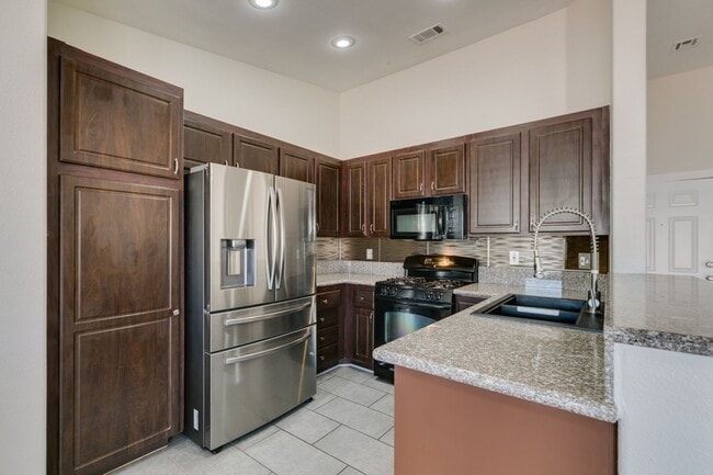 Building Photo - Charming 3-Bedroom Home in N Las Vegas